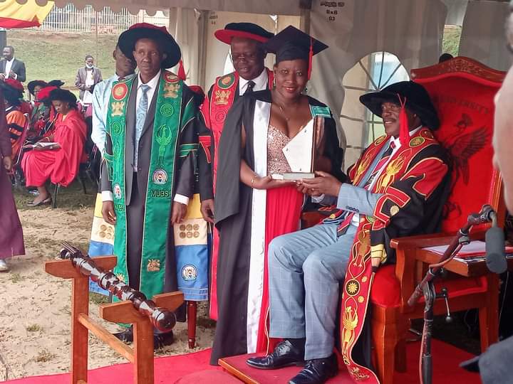 OfficialMubs's tweet photo. Best performing MUBS students of 2021/2022 and 2022/2023 graduation cohorts for Masters, Postgraduate diploma, bachelor's and diploma Programmes recognized at #mubs16thgrad ceremony. Congratulations! https://t.co/ro4lDXvZtU
