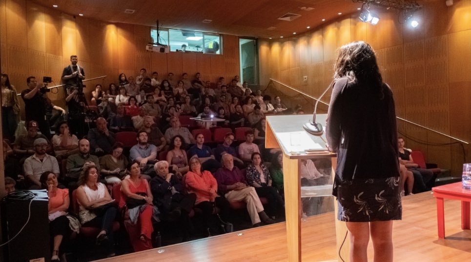 NodoXXI's tweet photo. 💫 Como Fundación @NodoXXI , agradecemos la acogida que tuvo el aniversario en much@s amigas que hemos ido forjando durante estos diez años de camino. Esperamos poder seguir trabajando juntos en propuestas para superar el neoliberalismo en nuestro país.

https://t.co/A7ShdKV6R5 https://t.co/zoWJUONrCe