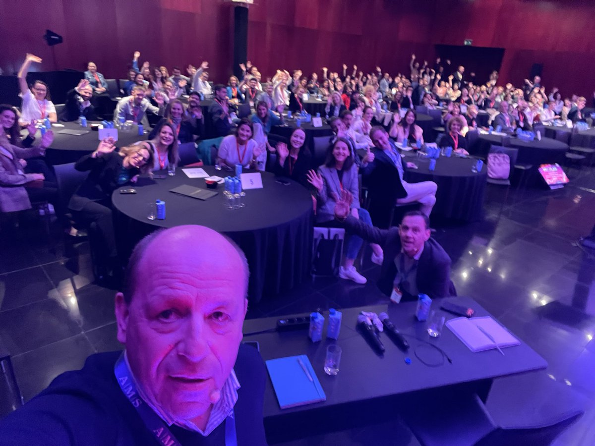 pmodley's tweet image. Morning! In Barcelona for the next couple of days co- facilitating the Recruitment stream at #HRCoreLAB 
Of course I had to get a selfie in! #WeAreAMS