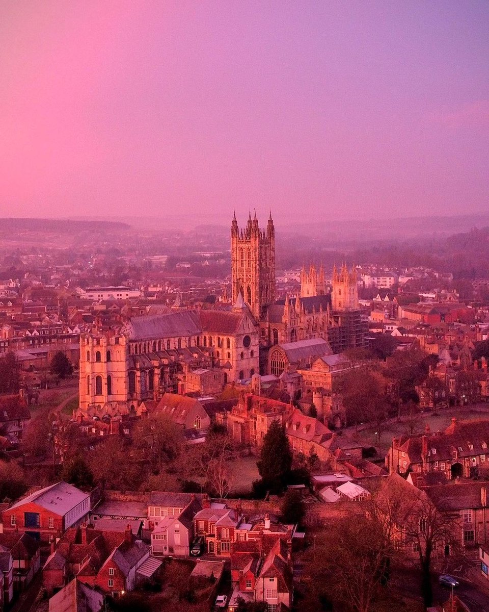 Celebrating #EnglishTourismWeek23 with this heavenly shot of @CburyCathedral, 4th most visited cathedral in the UK in 2022! What are your plans for tourism week? 📸by @pics_fromthesky on Insta @alva_uk