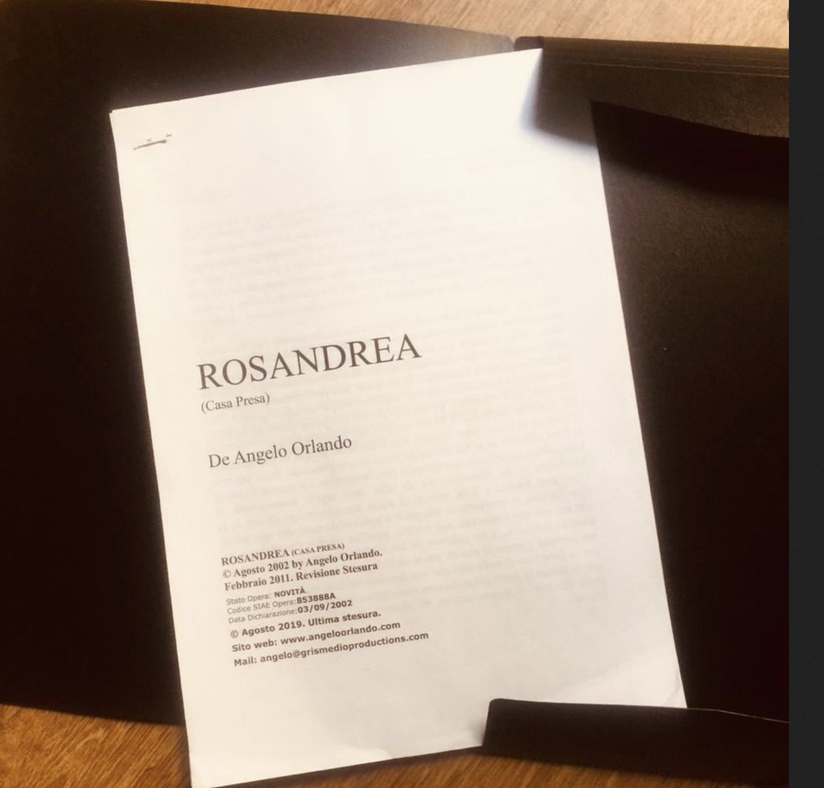 AngelXYXY's tweet photo. ROSANDREA https://t.co/3XrkmoGO21 

Sala Fenix, Barcelona, 22 marzo - 9 abril 2023. 20:00h. https://t.co/sTudkhZDsz