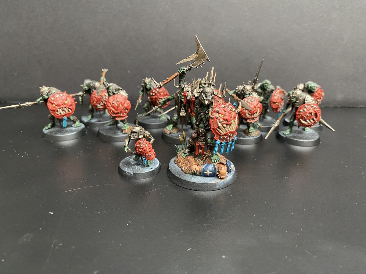 ScenerySunday's tweet photo. Almost finished! Few more details to do + bases. Also painted up a Killaboss & Stabgrot to match.
#tabletopgaming #warhammer #warhammerageofsigmar #ageofsigmar #warhammerAos #orruks #gutrippaz #killaboss #stabgrot #miniaturepainting #paintingminiatures #ScenerySunday https://t.co/s95dHXCbdR