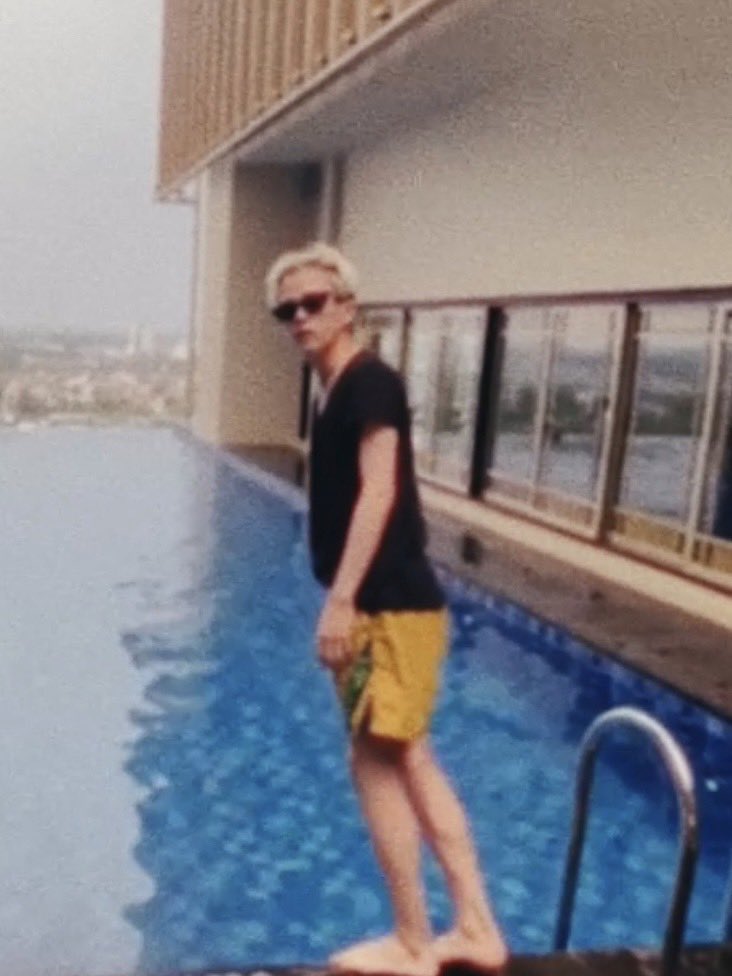 FrqFulLaIAAnZvl?format=jpg&name=medium