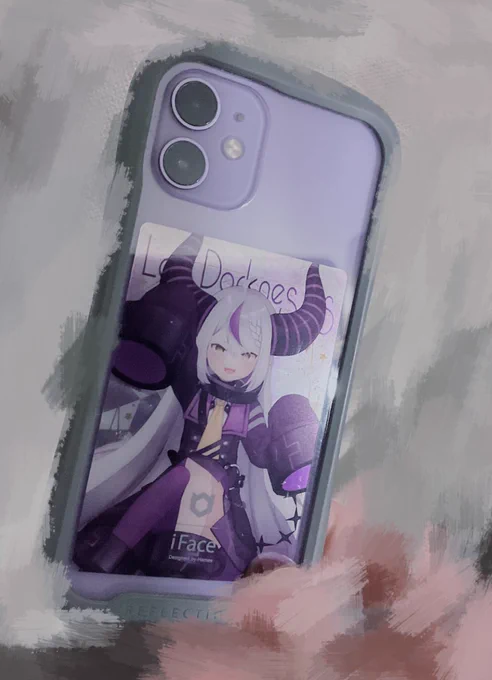 #吾輩にみせろウエハースのカード早速スマホに挟んだ〜紫のiPhoneと相性ばっつぐん!! 
