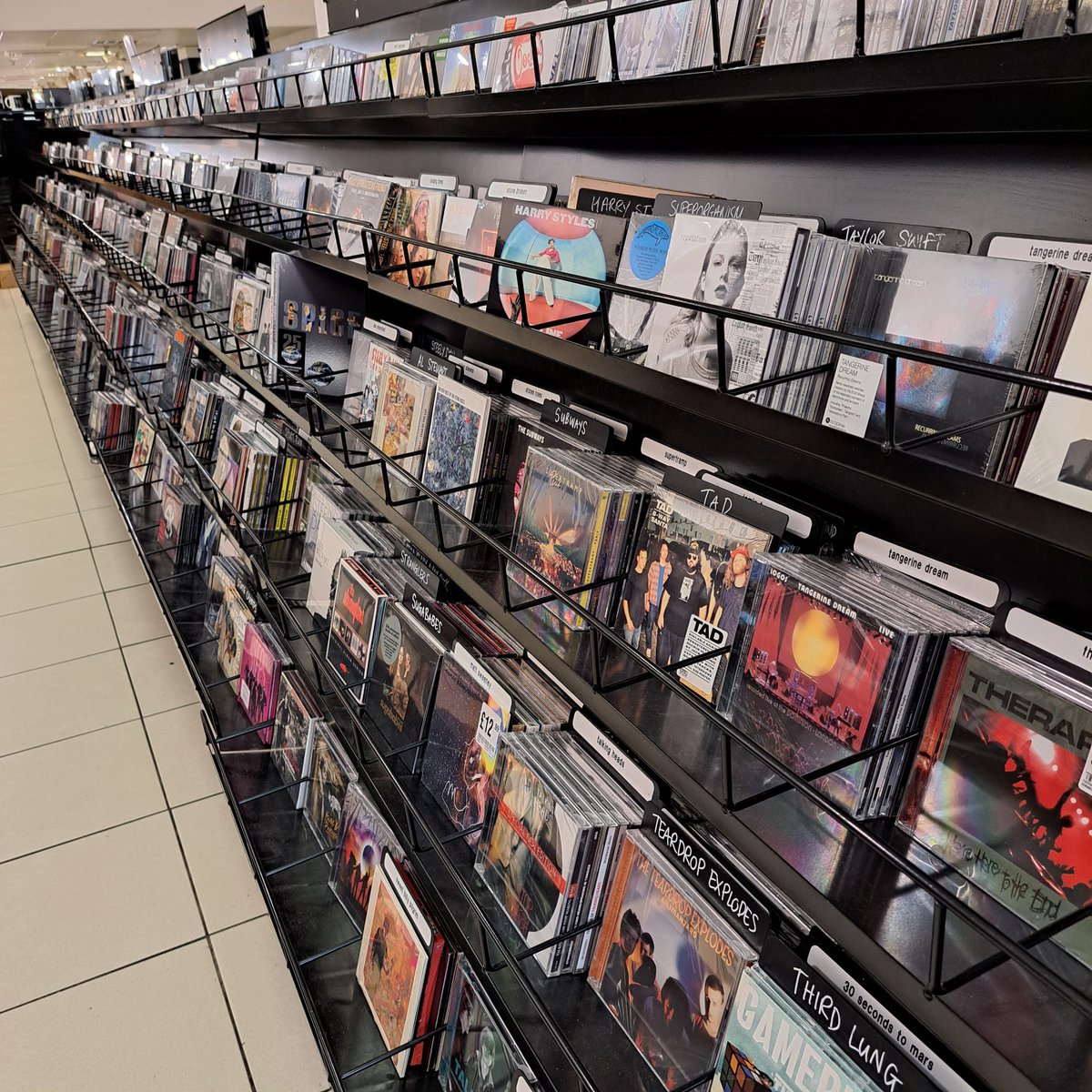 hmvLiverpool tweet picture