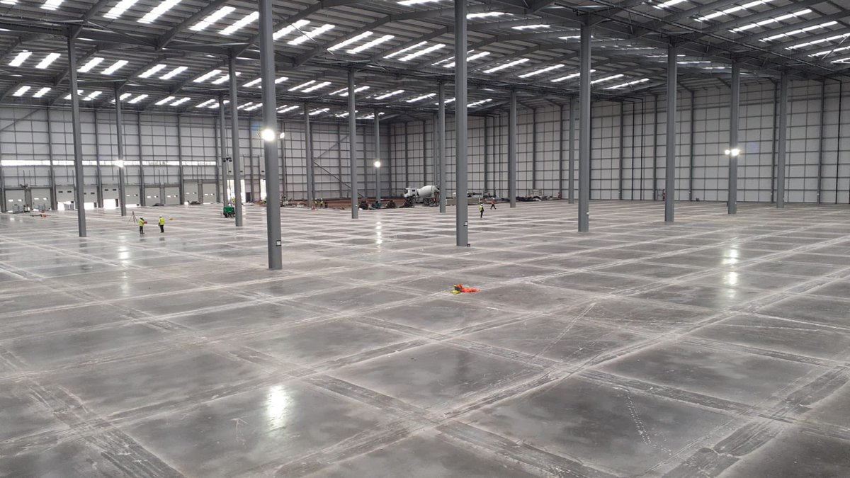 We're excited to share that we're starting the final pours this week on our latest project - a massive 270,000 sq ft warehouse that we've completed in just 10 days 💪💪

Check out these amazing images 👀📸 and stay tuned for more updates as we wrap up this exciting project!