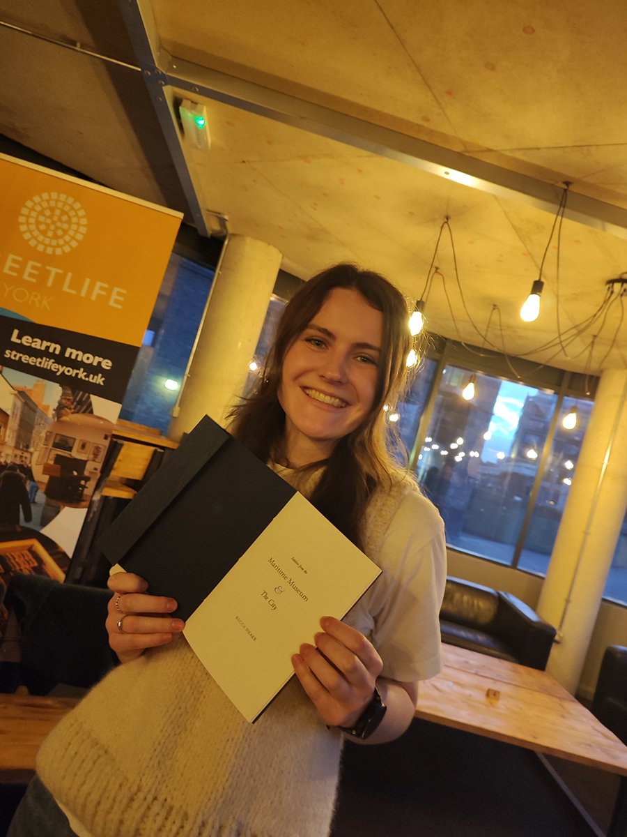 RLDrake's tweet image. My chapbook, 'The Maritime Museum &amp;amp; The City', beautifully worked by @thinicepress for @HullMaritime 🌊🐟🧜