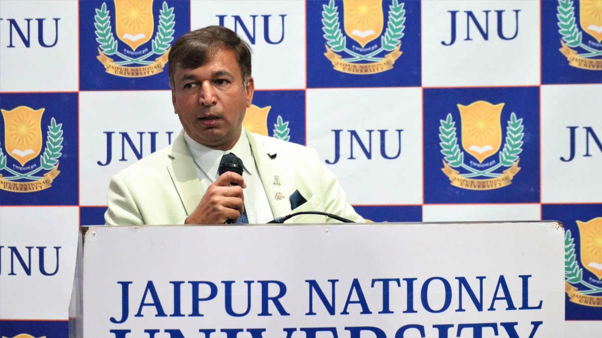 JAIPURJNU's tweet photo. Exploring the Frontlines of Journalism

An insightful journey into the World of Defense reporting at #JaipurNationalUniversity! A glimpse of the Guest Lecture by Lt. Col Amitabh Sharma!!

#journalismandmasscommunication #defencejournalism #SchoolofMediaSudies #learningwithJNU https://t.co/UxujrY2OTV