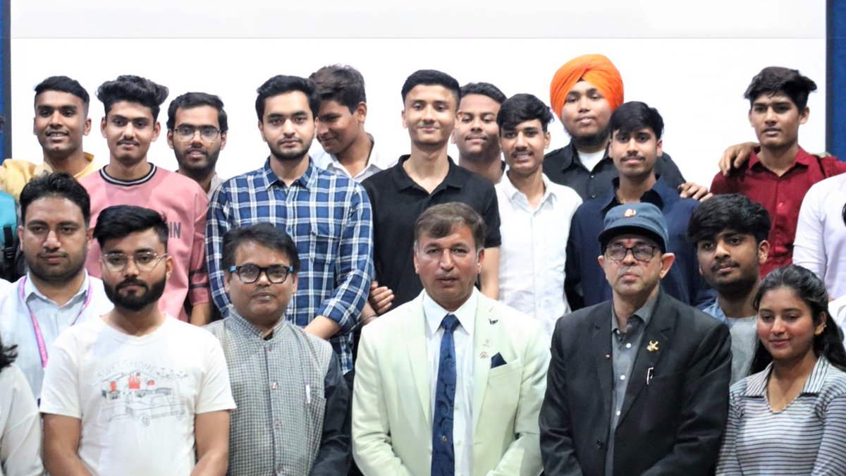 JAIPURJNU's tweet photo. Exploring the Frontlines of Journalism

An insightful journey into the World of Defense reporting at #JaipurNationalUniversity! A glimpse of the Guest Lecture by Lt. Col Amitabh Sharma!!

#journalismandmasscommunication #defencejournalism #SchoolofMediaSudies #learningwithJNU https://t.co/UxujrY2OTV