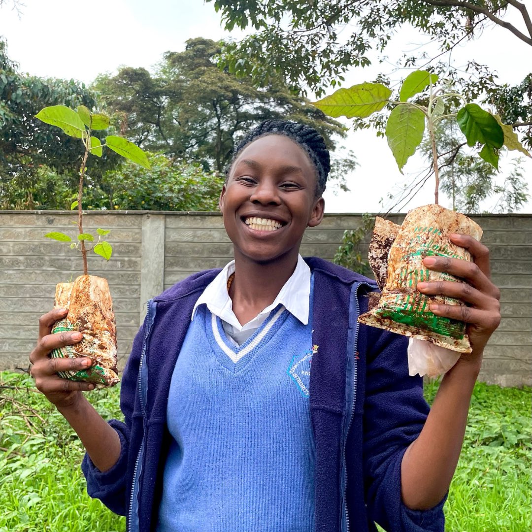 kipepeogh's tweet photo. Today is #InternationalDayOfHappiness 

Sometimes happiness is planting trees in your community. 

Let’s get together, plant more trees and share the happiness that comes with it. 

#ClimateActionNow #SDG13 #GoGreen https://t.co/3zoRwBUbp2