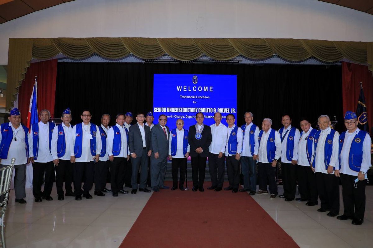 dndphl's tweet photo. Galvez meets with VFP executives, inspects Veterans Hospital
Read full story here: https://t.co/TOCaDkFuyC
#OneDefenseTeamPH🇵🇭 https://t.co/KolxaqLVjB