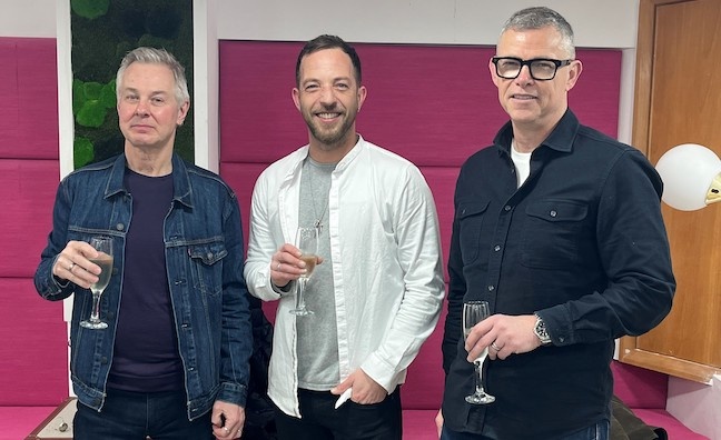 cookingvinyl's tweet image. We are pleased to announce the signing of chart-topping, multi-Platinum singer-songwriter @JamesMorrisonOK to a worldwide artist services deal. The deal will commence with the release of new music towards the end of 2023, leading up to the release of Morrison’s sixth studio album
