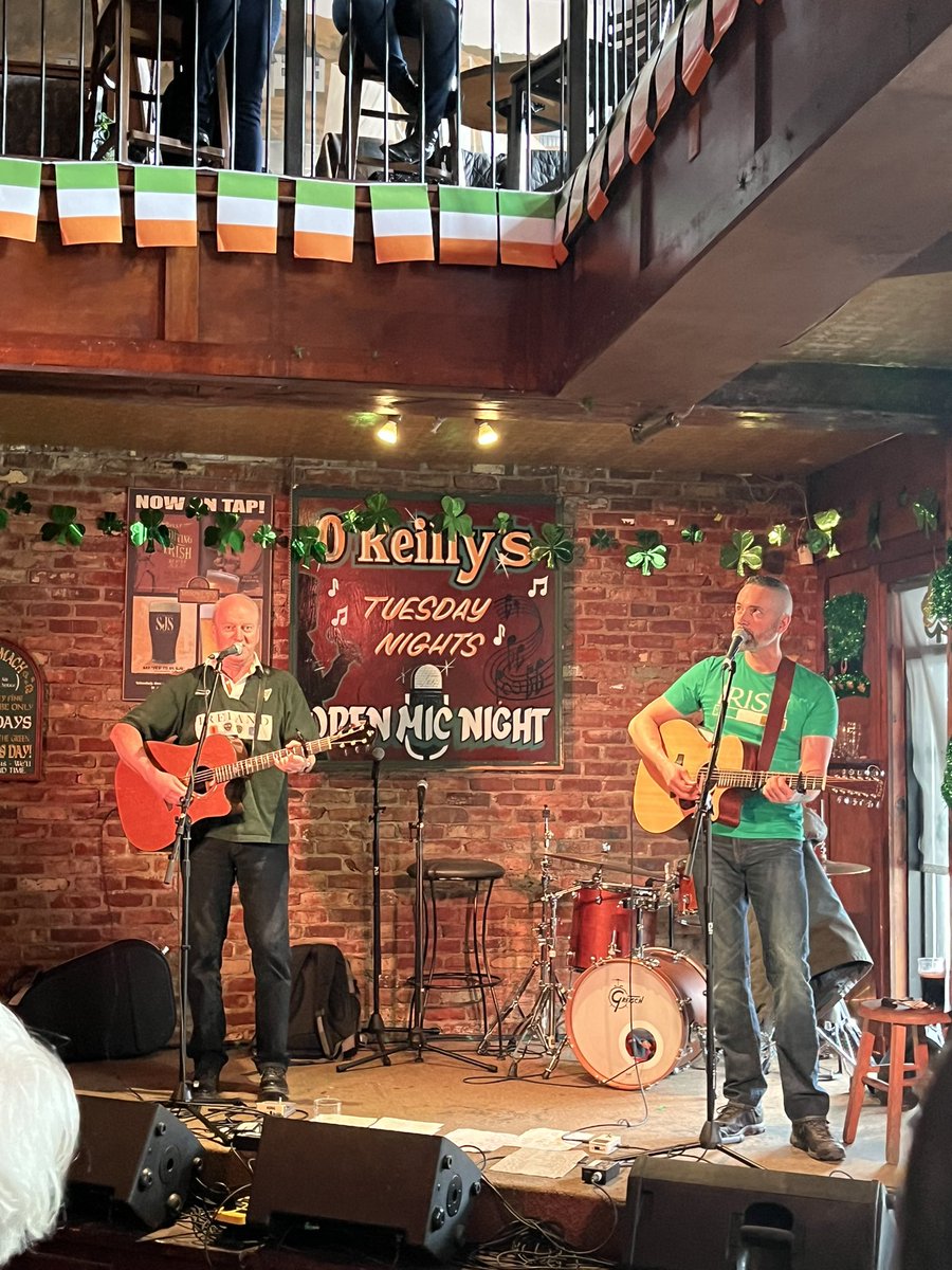 nicolek1989's tweet photo. Always love to see @SullivanSlaney ❤️☘️ https://t.co/QSEeVsES9d