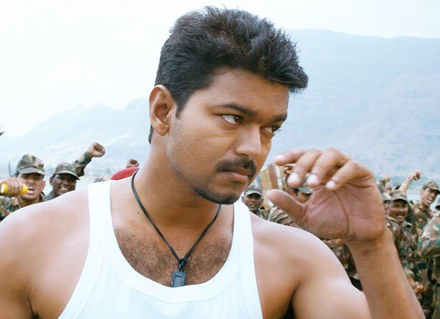 JayendraGunalan's tweet photo. sometimes i genuinely feel no other actor in this generation took mass masala cinema as serious as vijay does. obv bairavaa beast maari missteps irundhalum, these 4 films esp shows vijay gives really quality mass films. atlee korai sonnalum vetrimaaran portions laam🔥🔥 https://t.co/yOI1L2SAXG