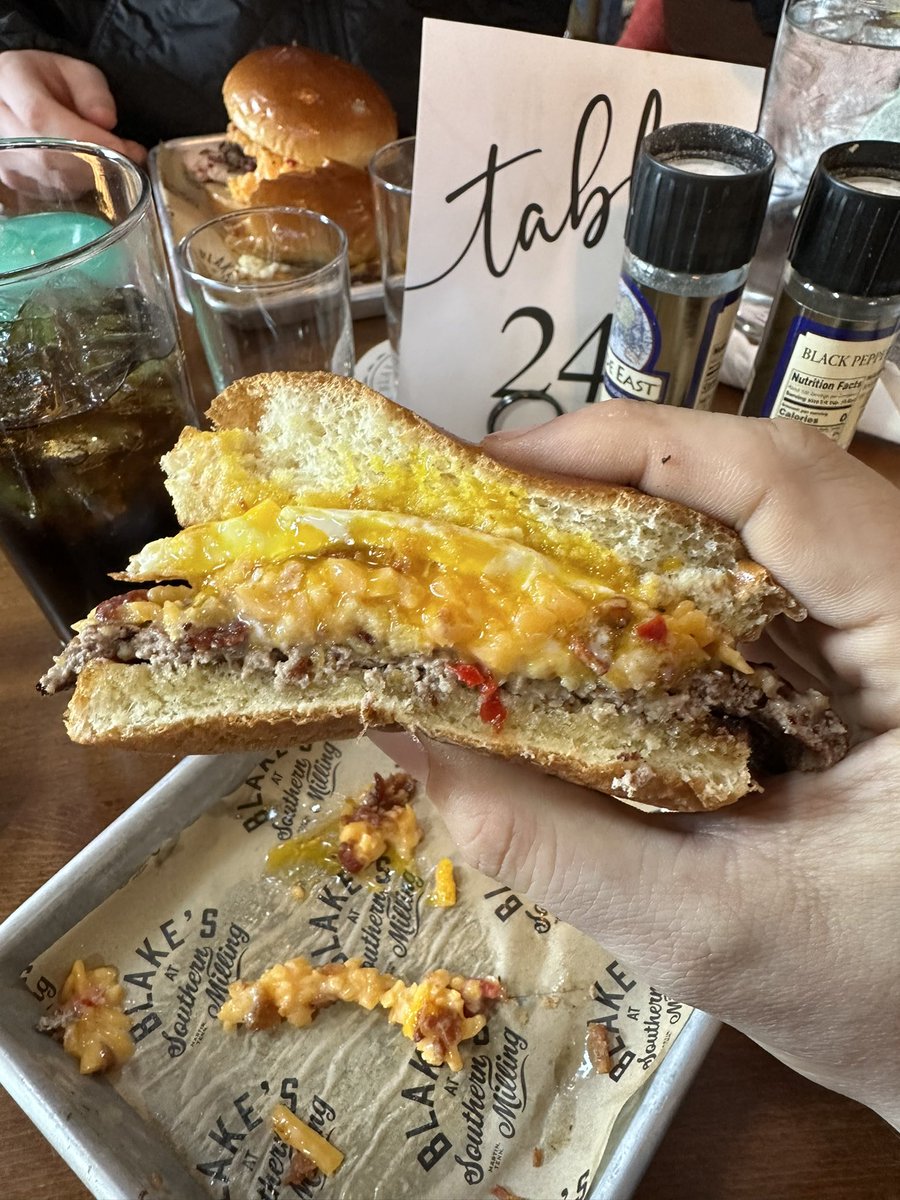 Blake’s BBQ tweet media