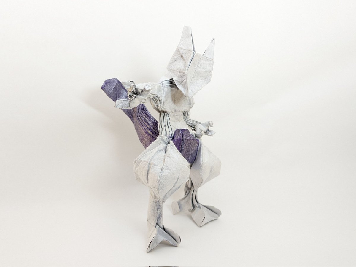 CIFP10's tweet photo. ■ミュウツー

尻尾だけインサイドアウトの32等分蛇腹で構造はシンプル

#Origami #折り紙 #ポケモン https://t.co/KG5LuHdueO