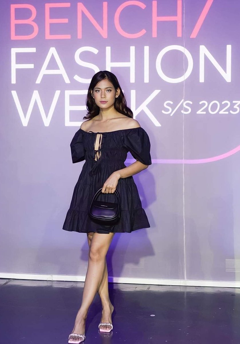 DEVON_Fan2012's tweet image. GORGEOUS #DevonSeron in black at #BENCHSummer2023 😍

©