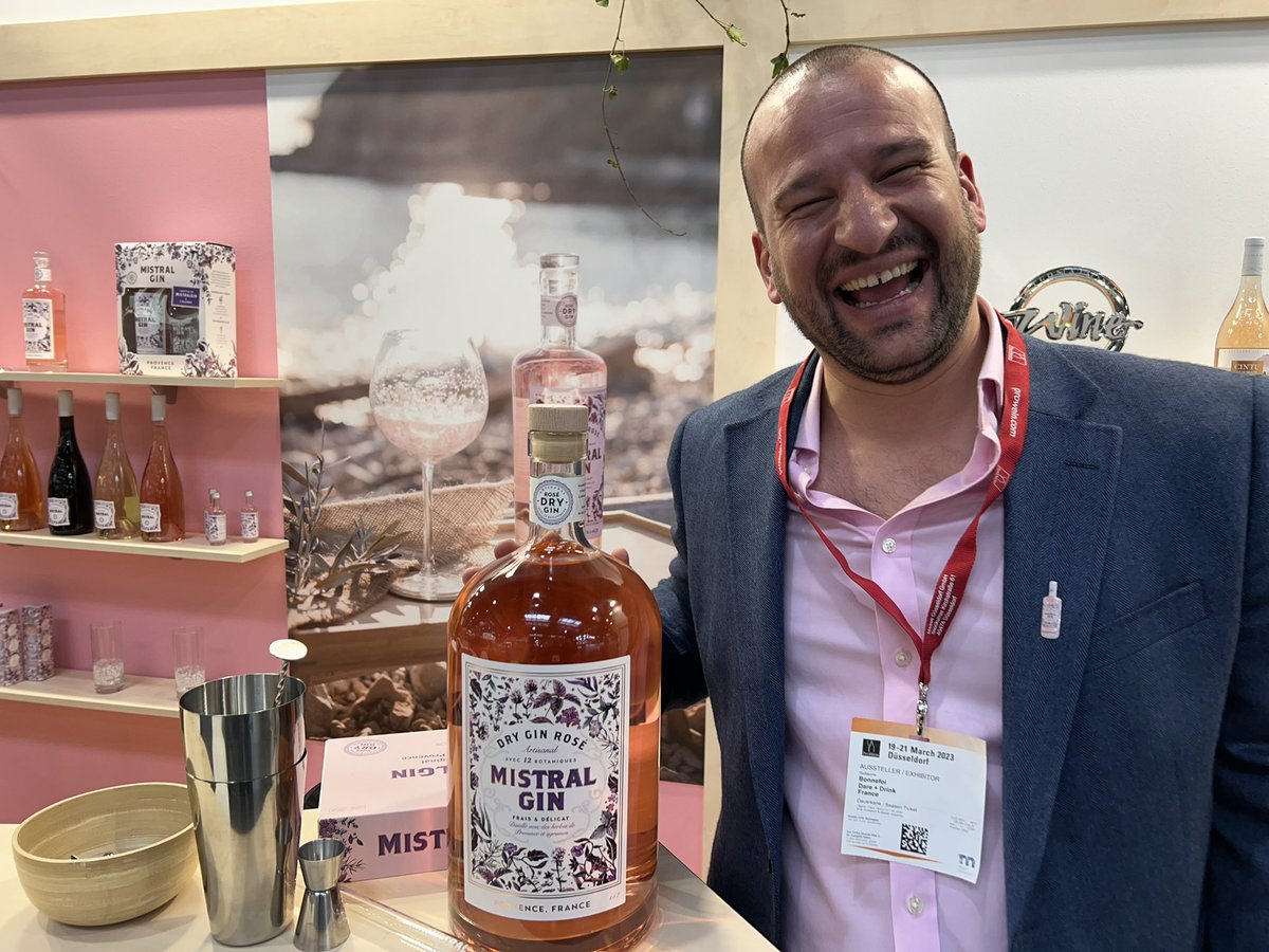 richardsiddle's tweet photo. Great first day and a half at #Prowein which is very much back in its March home. Good to see, hear &amp; feel collective spirit from producers, suppliers &amp; buyers to tackle industry issues head on &amp; find new solutions to work together. It’s good to be back talking and learning again https://t.co/GudvQjXFay