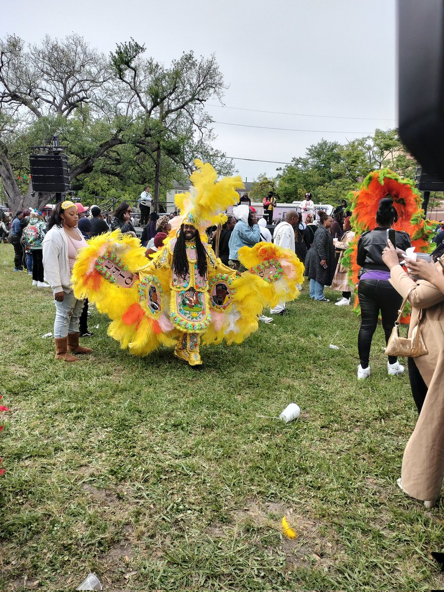 #MardiGrasIndians on #SuperSunday #RealBlackAmericans still in our #Indigenous bag #StayMad #WhoDontKnowTheirCulture🧵
