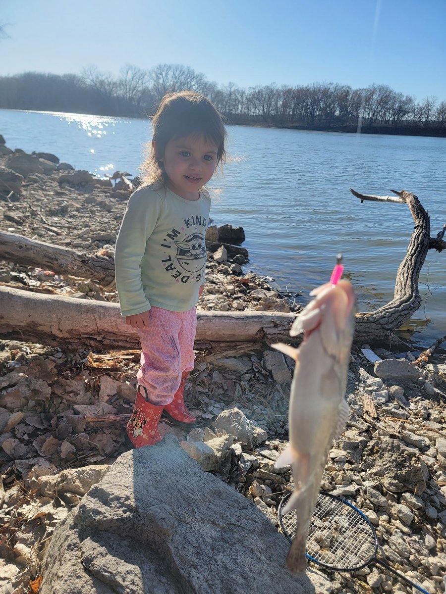 PowerCatLab's tweet image. Great Sunday with @PowerCatLab, beautiful Minerva and @Nirshad41459563 a.k.a. The Great Ramanujan. 
Escaping temporarily from the lab to go #groupfishing #chemistry #fishing