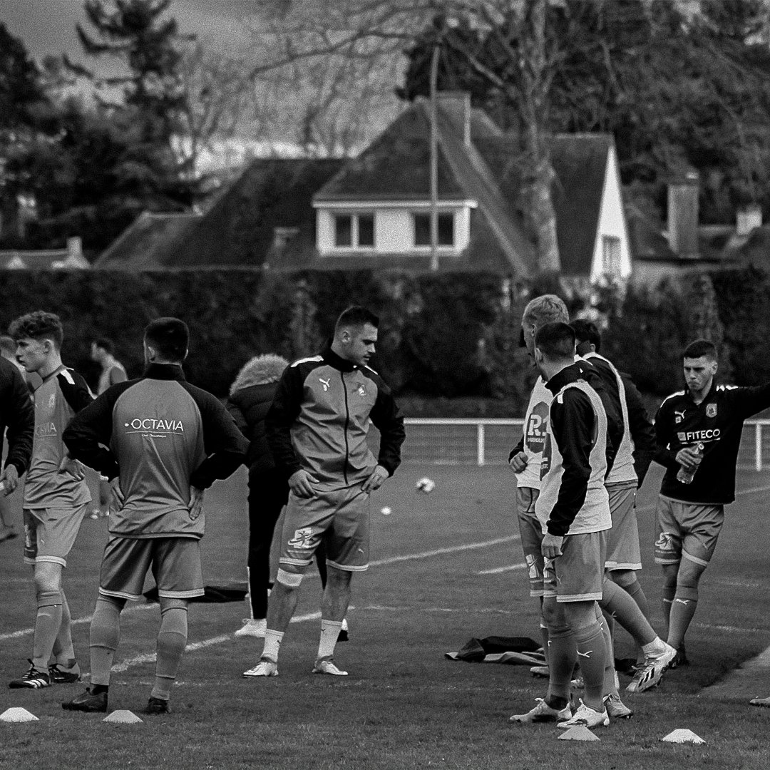 Bayeux_FC's tweet photo. 𝓔𝓷 𝓻𝓸𝓾𝓽𝓮 𝓿𝓮𝓻𝓼 𝓵𝓪 𝓿𝓲𝓬𝓽𝓸𝓲𝓻𝓮 👊 https://t.co/i8lcnOQs1k