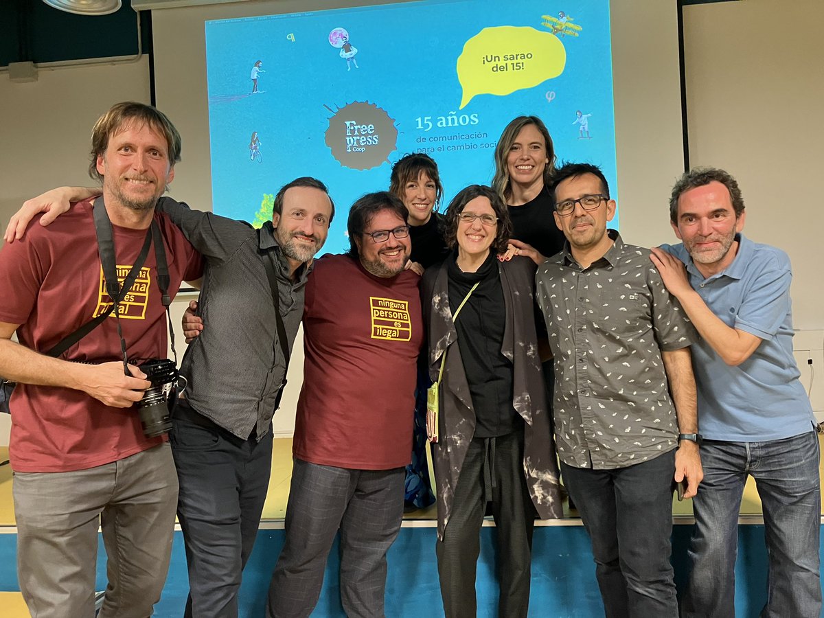 andreaguzm's tweet image. Qué bonita ha sido la celebración de los #15añosFreepress 🙌
🥳 #UnSaraodel15 

He tenido la suerte de contar su valioso aporte ✨profesional y humano✨ en más de un proyecto.
Y espero seguir.. a por los próximos!!
@a_docma @elmarfilms #Docma #3XDOC #Nostalgiadelaluz #AtelierCine