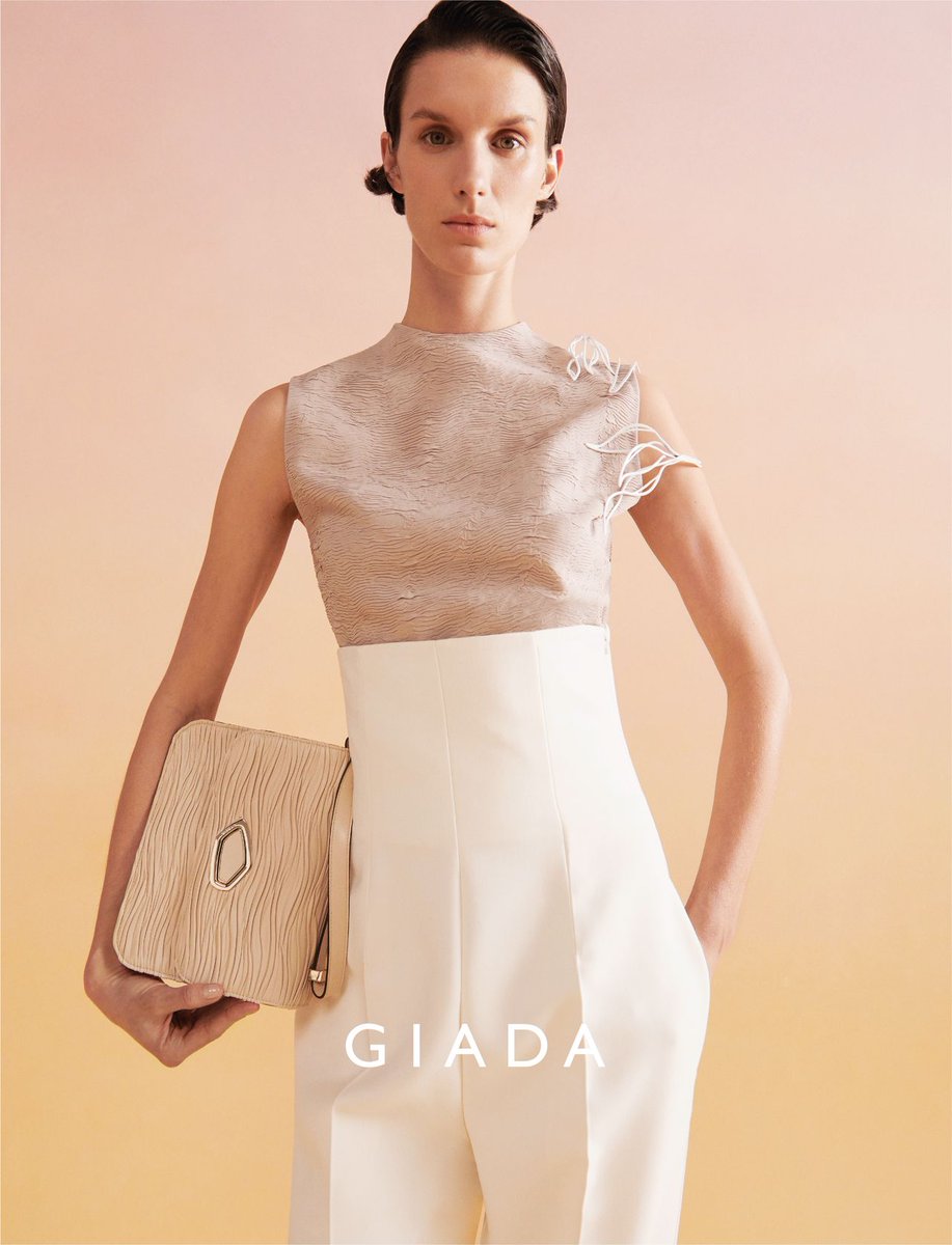 kendam_com's tweet image. Giada Spring Summer 2023 campaign featuring Marie Duhart by Chris Rhodes kendam.com/news/campaigns… 

#Giada #SS23 #Campaign #Fashion #Kendam