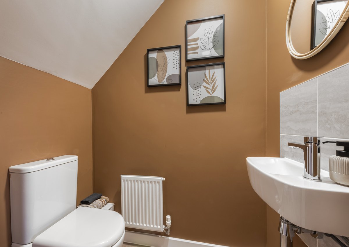 AvantHomes's tweet photo. One of the most exciting things about buying new is that you’re starting from scratch - all you have to do is simply move in and start personalising!

Share your photos using #AvantHomes for your style to be featured.

#HomeDecor #DesignInspo #InteriorDesign #NewBuildHomes https://t.co/mzqQqmjVZp