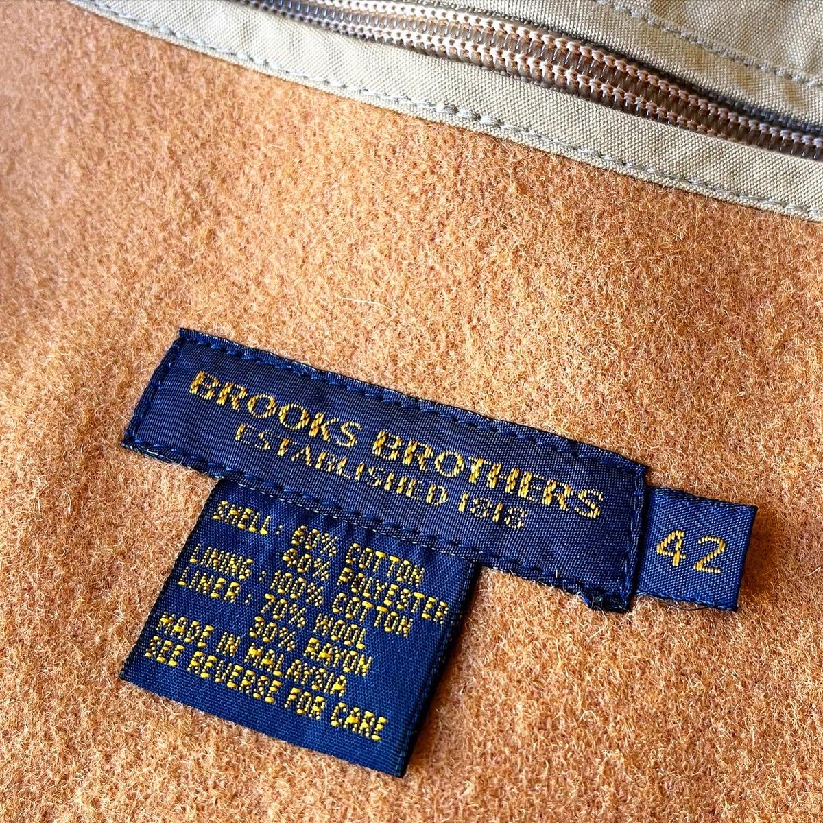 azumashoutenkyo's tweet photo. 東商店
サイズ感
BROOKS BROTHERS
SWING TOP(中古品)
¥16,280税込
ライナー取外可能
#東商店 #山科 #山科洋服 #京都 #kyoto #セレクトショップ
#jacket #brooksbrothers
#shirt #poloralphlauren
#bandanna #theprintedimage
#pants #propper
#shoes #sperry
#ブルックスブラザーズ #ivy #mensclub https://t.co/HYR18jSkbB
