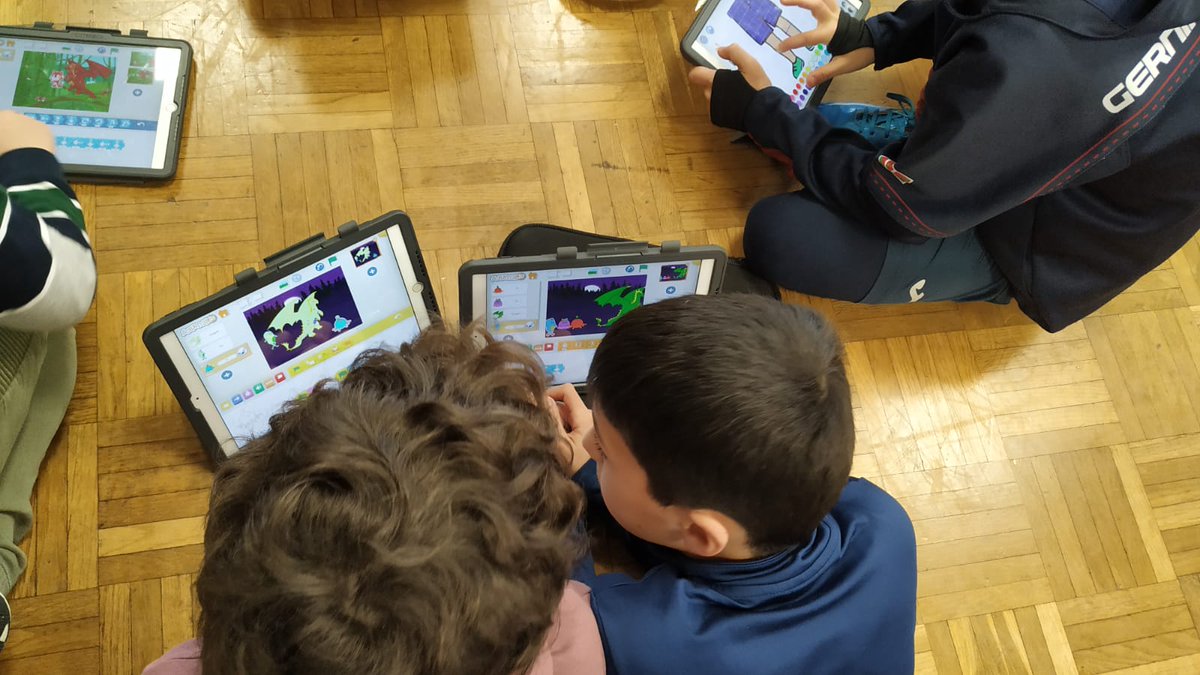 sanfidel_ikas's tweet image. 🤔💻💡 #ScratchJunior tresna bikaina da ikasleak #programazio lengoaiarekin modu ludikoan ohitzeko. Hainbat istorio interaktibo eta jolas sortuko dituzte. Garapen #kognitibo eta emozionalerako plus bat.

#SanFidel #Gernika