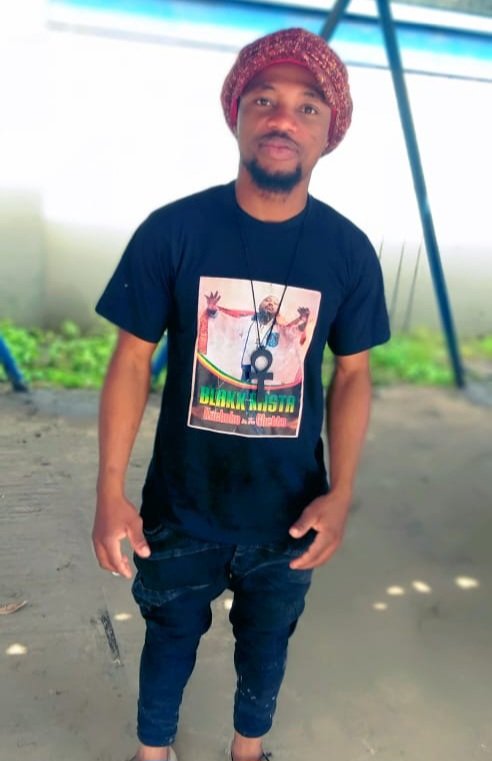 djan_kuuta's tweet photo. "Kuchoko" Monday Reggae!! Saudi Arabia ๐ธ๐ฆ Place called makkah is blazing Hot Hot with๐ฅ #AfrianHistoryClass #TaxiDriverShow #Taxijam #Urbandblend #Blackpot @Blakkrasta @BlakkLionDeGen @3fm927 @kwadzo_rasta @gumahdok @The_Otumfour @TestamentGh4 @Sadia_hips @saintksm @EugenPeprah https://t.co/PYy41hah6l