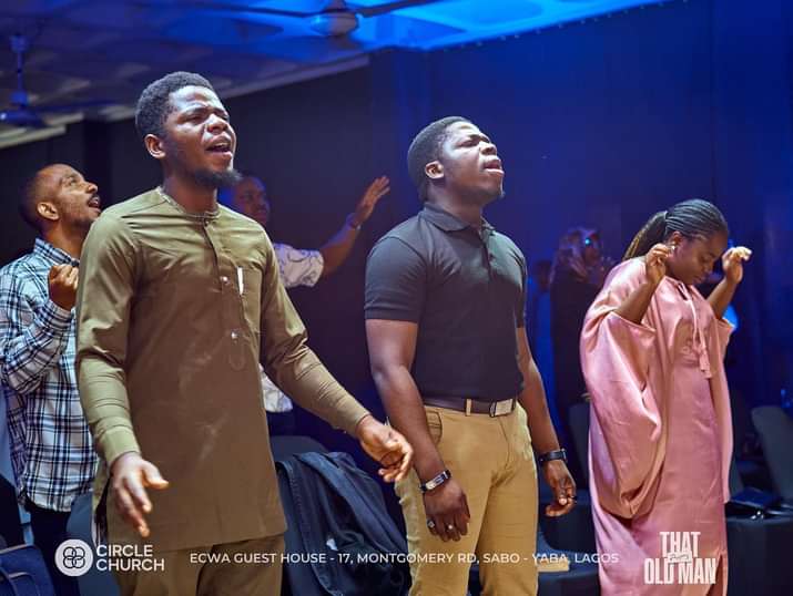 CircleChurchNG's tweet photo. Jesus, Jesus
You make the darkness tremble
Jesus , Jesus
You silence fear https://t.co/zuT5O5mG0s