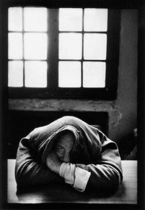 "El miedo no evita la muerte. El miedo evita la vida".
Naguib Mahfouz
📷Raymond Depardon