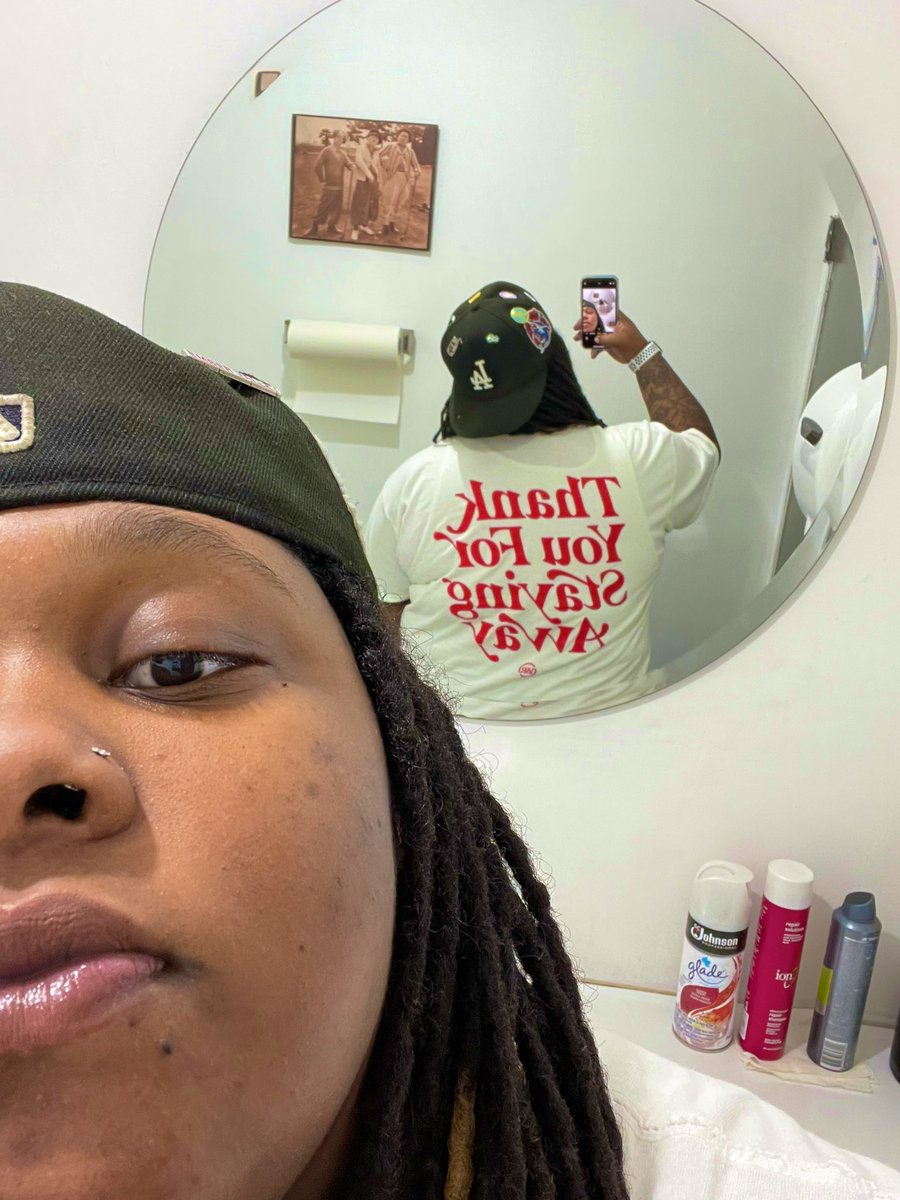 whoispookie_'s tweet photo. Keep your distance, thank you for staying away. ❤️
#Retro9s #FireRed #KicksOnFire #SNKRS https://t.co/4Ctn4LyOWF