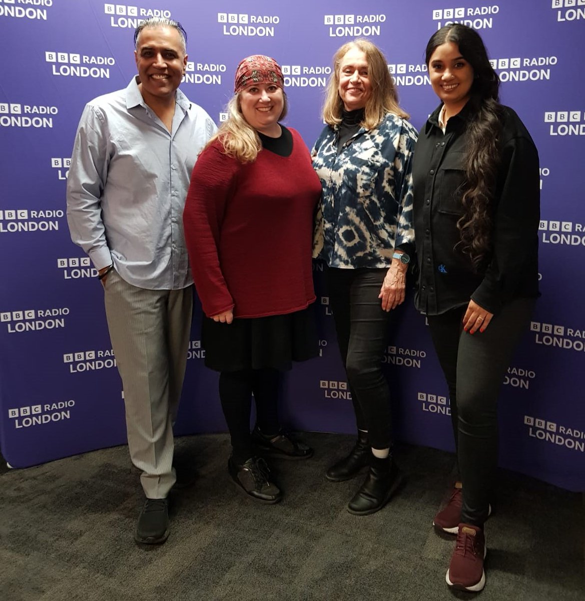 RachCreeger's tweet photo. This was genuinely one of my favourite weekends in comedy: 3 gigs for @angelcomedy on Saturday night, 2 for @topsecretcomedy on Sunday, followed by funny chats about the news, @LeavingErins &amp; #Neighbours celebration tour on @BBCRadioLondon with @SunnyandShay &amp; @carrieLCbrooks 💝 https://t.co/bthJT9zOro