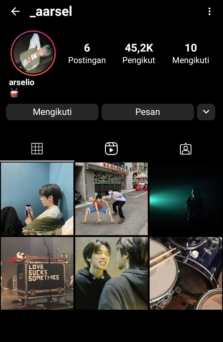 Arselio

a hendery tweet au.
