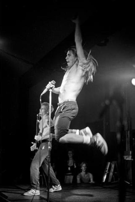 crockpics's tweet photo. Red Hot Chili Peppers in Bellingham, 1980s. Photo by Lance Mercer. https://t.co/zkbXqgd8ma