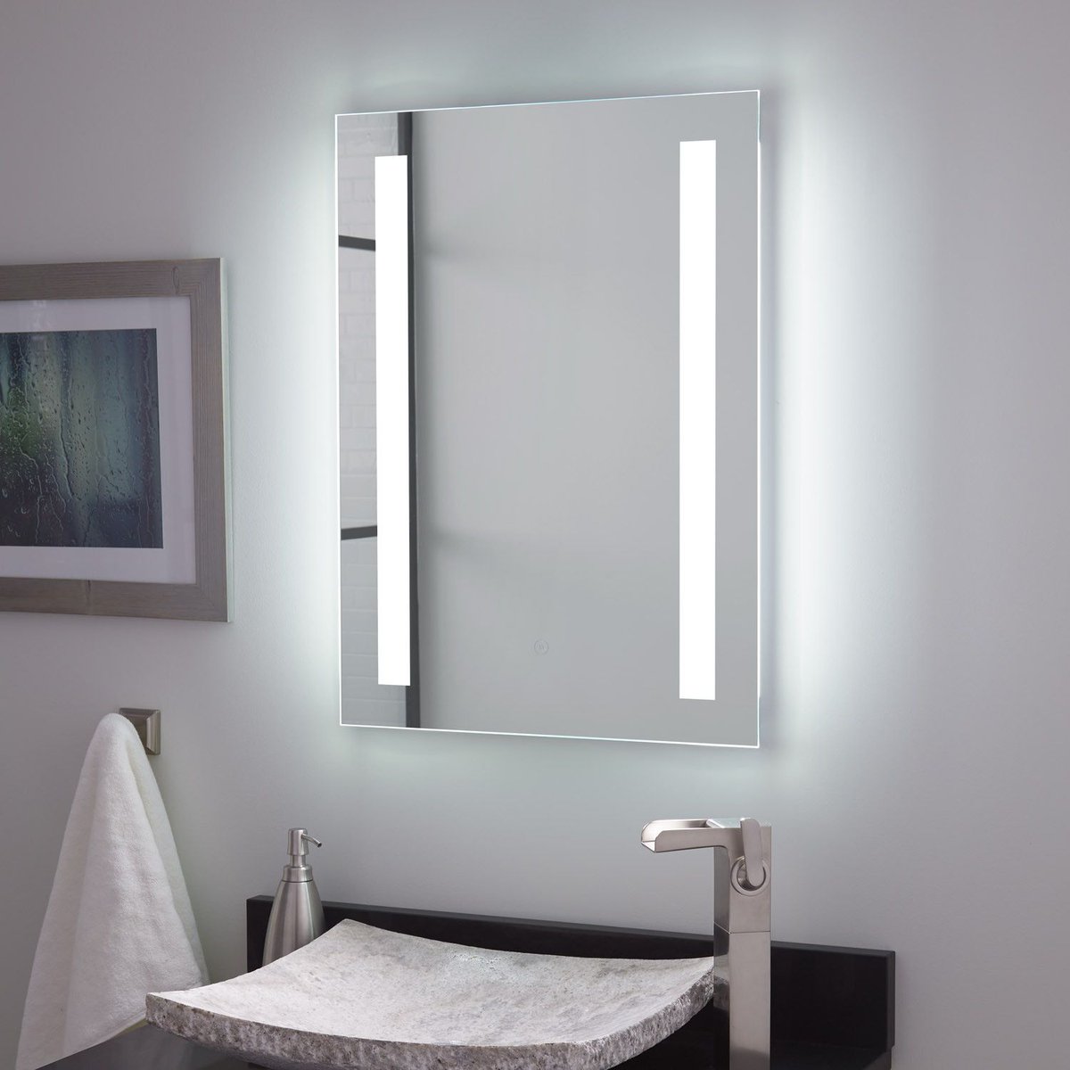 Say goodbye to outdated and dim mirrors, and upgrade to a high-end LED mirror today! #LEDMirror #HighEndBeauty #ElevateYourRoutine  #LightedMirror #SARINLighting #SARINEnergy  #ADAMirror