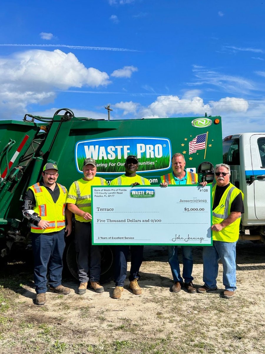 Waste_Pro_USA's tweet photo. Congratulations to Putnam County County Helper Terrace on earning the coveted $5,000 Safety Award for a second time! 

#WastePro, #WasteProWay, #Safety, #SafetyAward #DriveWithWastePro #WeAreHiring #Community #Team #GoWithThePros https://t.co/km2ZWt7Efg