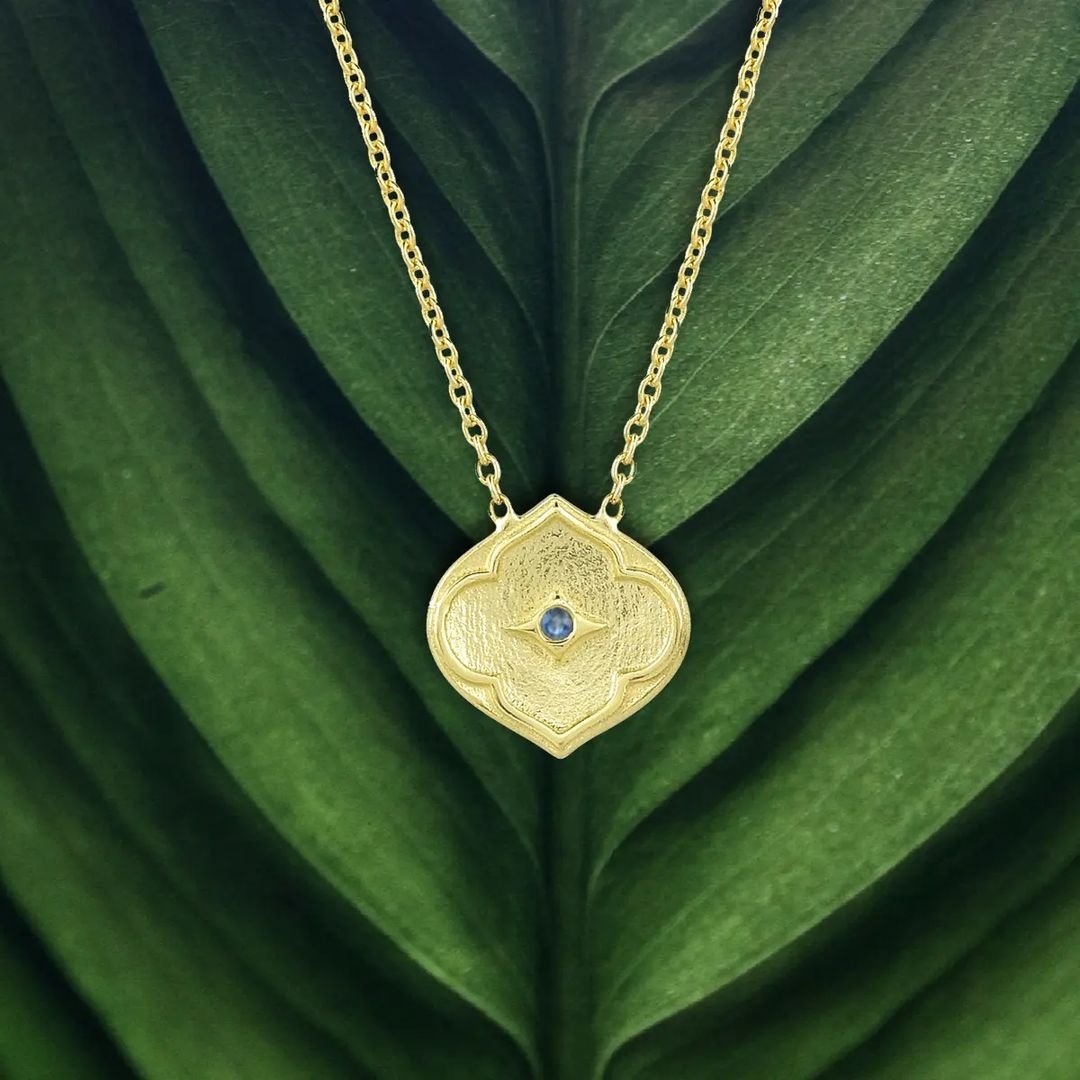 LegendAmrapali's tweet photo. The Hindi word for “new leaves,” Pallavi is often used as a poetic metaphor for the coming of spring, or new beginnings. The Pallavi collection from Legend Amrapali turns nature’s poetry into a delicately beautiful way to wear something new.

Shop at https://t.co/B5BCgA87wa https://t.co/QrqTwJvs1X