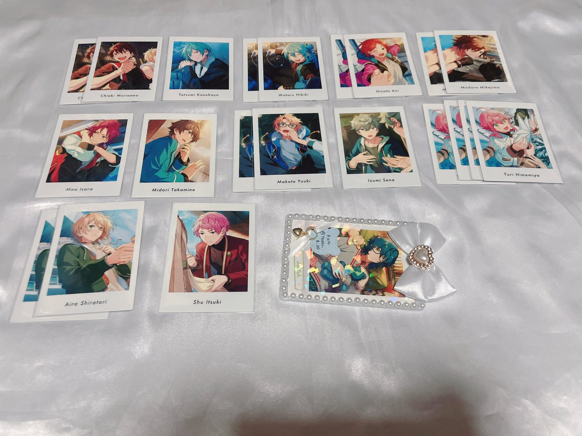Alie_oa's tweet photo. «交換»
あんスタ ぱしゃっつ ぱしゃこれ SHUFFLE
シャッフル Action Private 特典 ギラギラカード
譲🧸
画像参照(1～14枚目)
求🧸
15枚目 青葉つむぎ
▽条件/詳細ツリーにて▽ https://t.co/QAS6oIjs4E