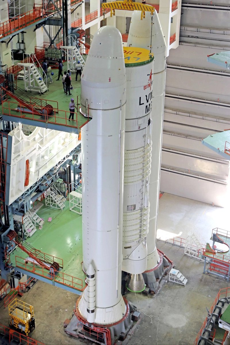 ISROSpaceflight's tweet image. Pictures of LVM3-M3 being integrated! #ISRO #OneWeb