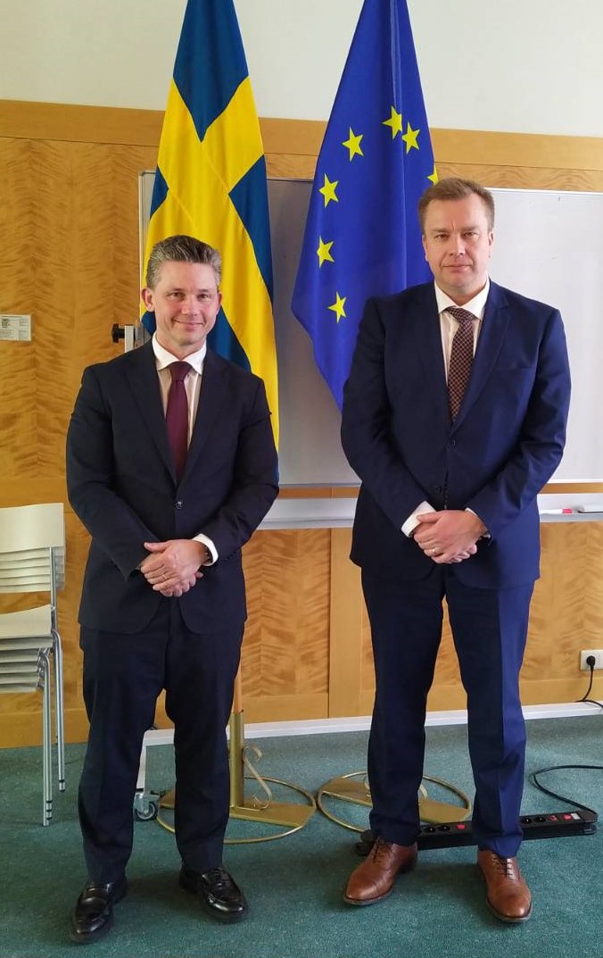 Puolustusministeriö tweet media