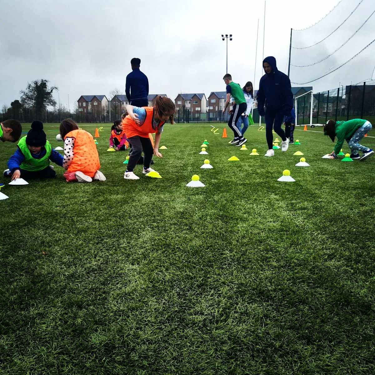 Tyrrelstown125's tweet photo. The weather wasn't the best on Saturday, so well done to those brave souls who joined in the fun at our Academy for 4 to 6 year olds. πͺπͺπͺ
#MadeOfStrongerStuff
#YourClubYourCommunity https://t.co/Yz5WOkUIbc