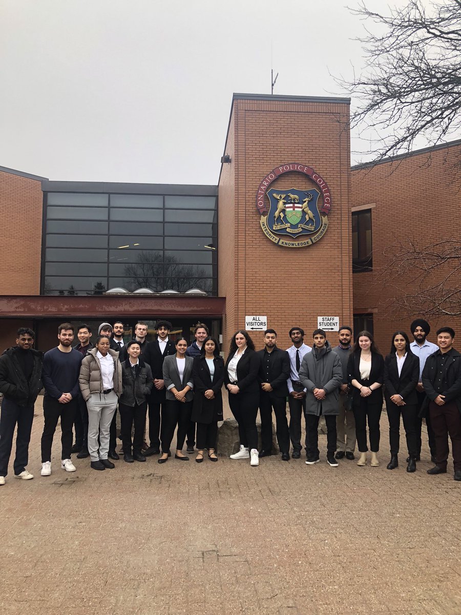 Jessica66368393's tweet photo. Thank you to the Ontario Police College for providing a tour to our Sheridan Police Foundations students….future recruits! @sheridancollege https://t.co/pKsrRGpA5E