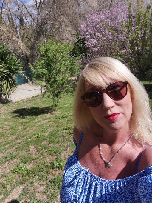 Off to shoot for https://t.co/H6VZE7GRbD by this beautiful cherry tree x https://t.co/VbowBaVhb7<a href="/tag/adultwork"class="tags"><span>#adultwork</span></a>