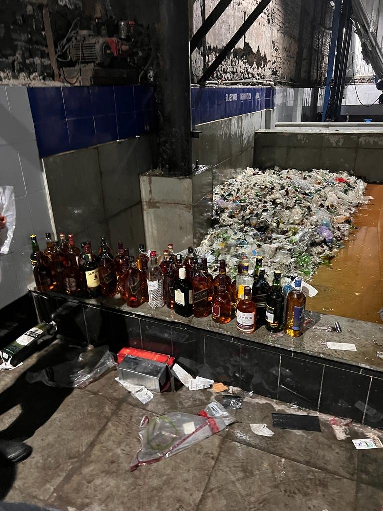 ANI on Twitter "2596 units of liquor bottles of different brands