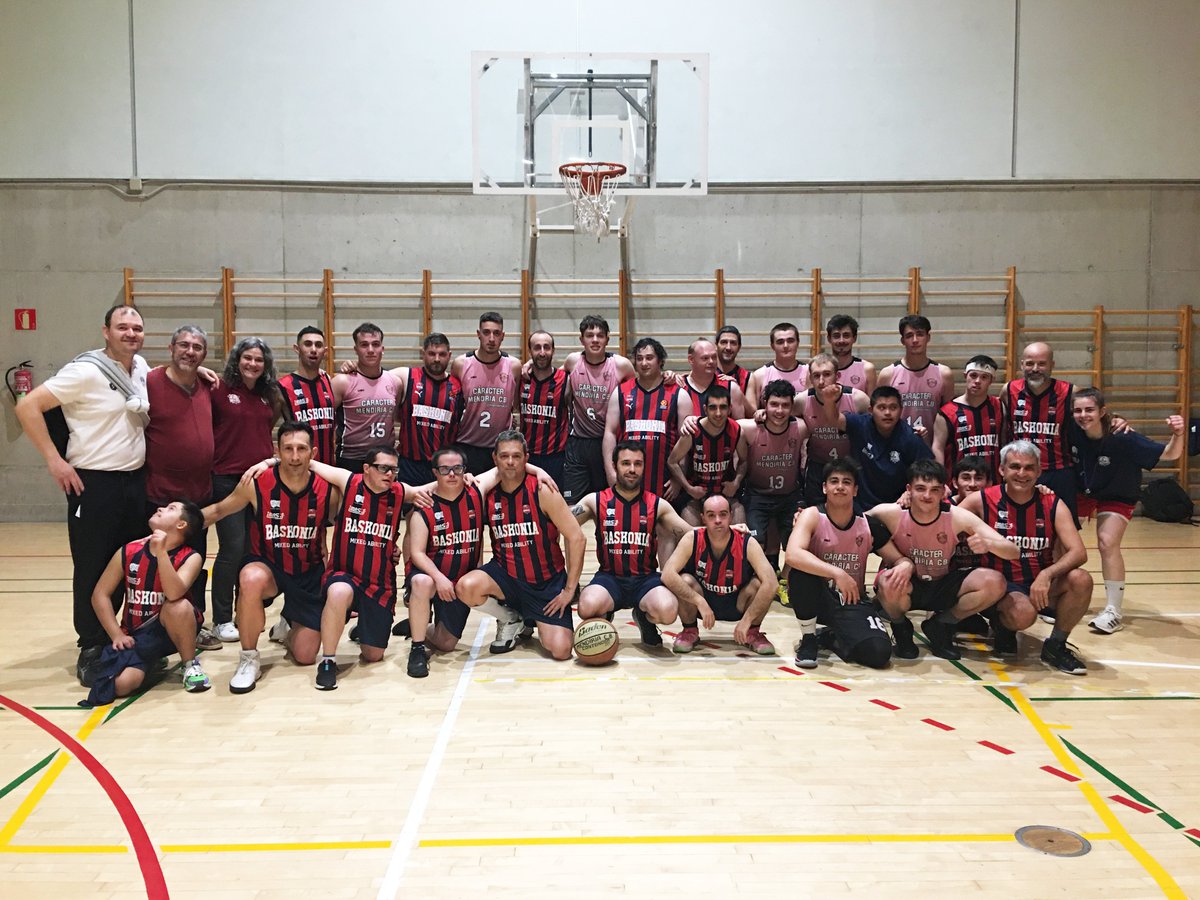 BaskoniaEUS's tweet photo. 🏀 Gure Mixed Ability-ko taldeek aurrera jarraitzen dute 💪

🙌 Pasaden astean @mendiriacb-ren aurka jokatu zuten 🔥

#GoazenBaskonia https://t.co/nqJySOmuZv