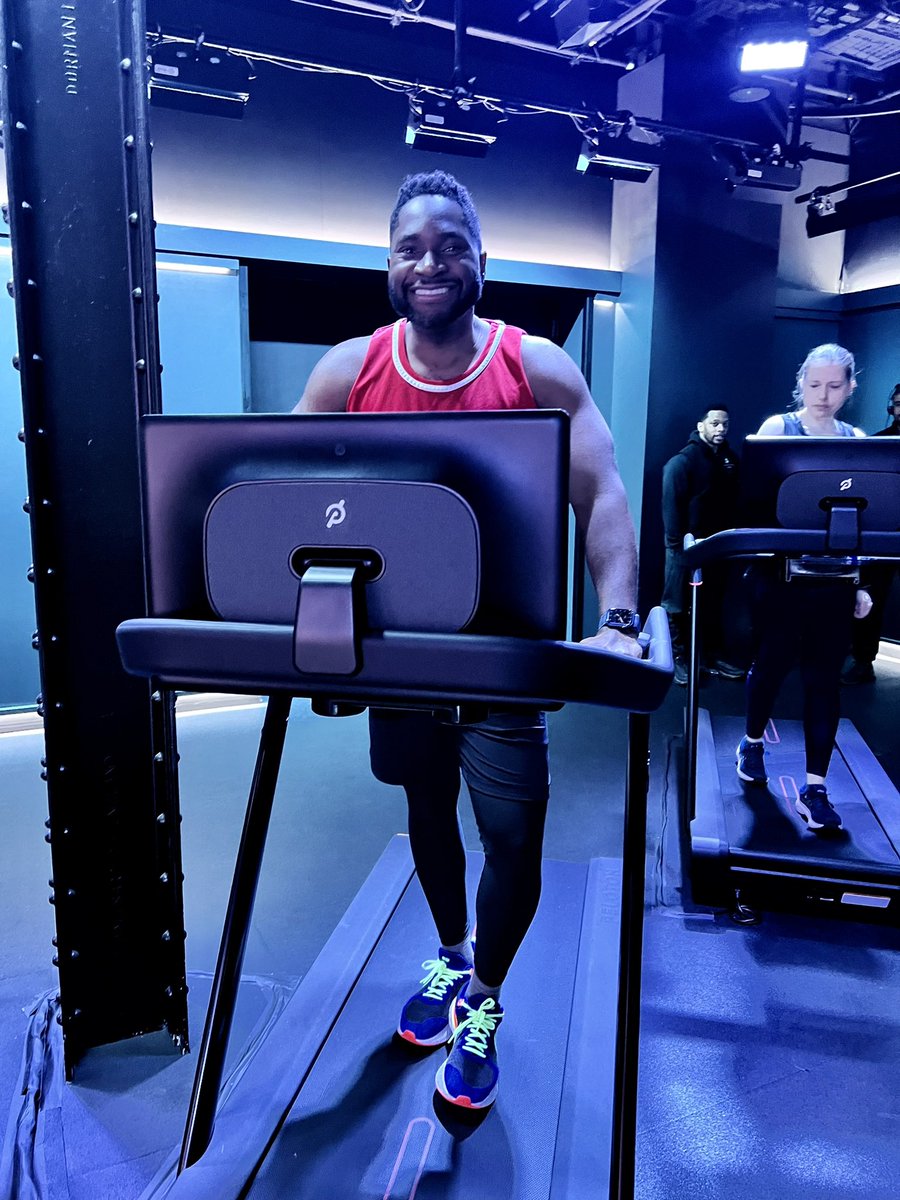 UREssien's tweet photo. What a perfect way to start the week! ๐๐พโโ๏ธ
Thanks @JoslynThompsonR @onepeloton for the warm welcome for my first ever live in-studio run in the UK. ๐ฌ๐ง
Feeling good. Looking good. Doing better. ๐ช๐พ๐
s/o the Peloton homies: @uche_blackstock @QuentinYoumans @ETSshow.
#TeamActivate https://t.co/lt3xH6R2JH