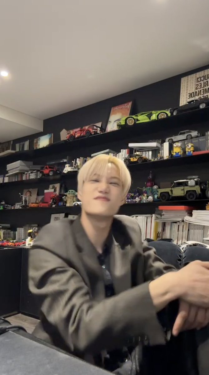 archiveforsky's tweet photo. kai on live instagram now <3

#KAI #카이 @weareoneEXO https://t.co/JqFrkH1gtA